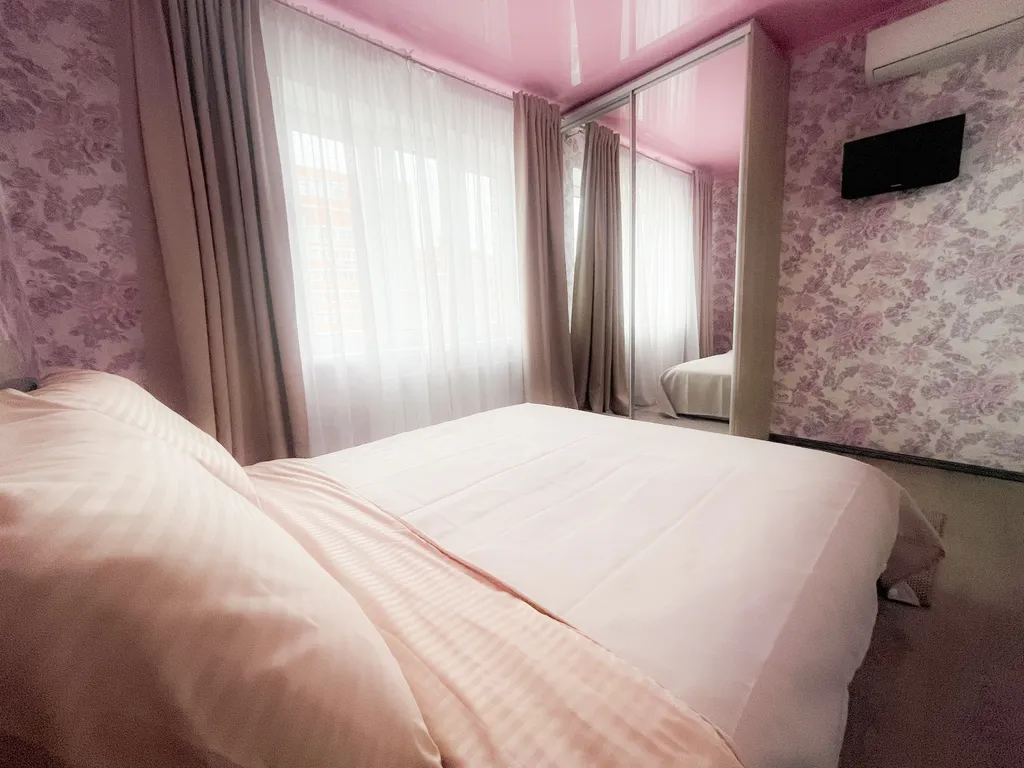 Уютная квартира в 5 минутах  от жд вокзала