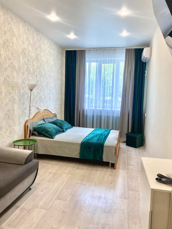 Большая квартира на против тц острова