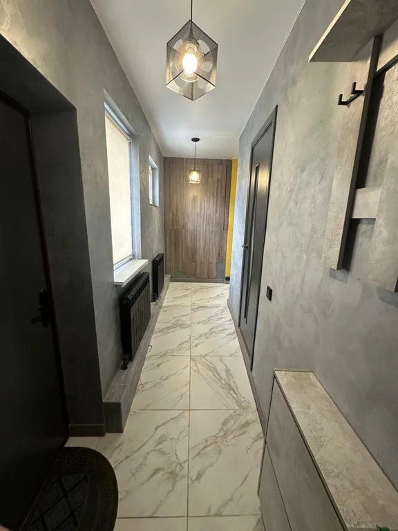 Домик с парковкой и мангалом