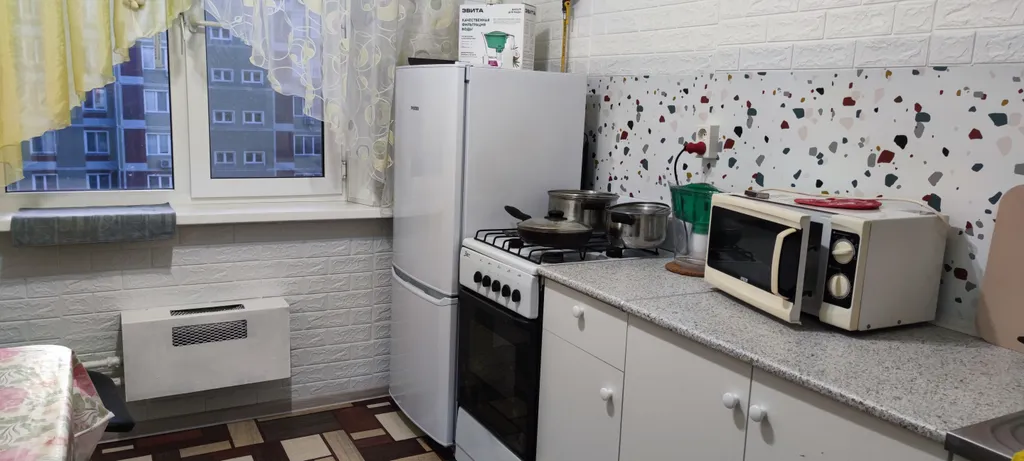 Чистая 3-комнатная квартира — аренда посуточно в Нижнекамск