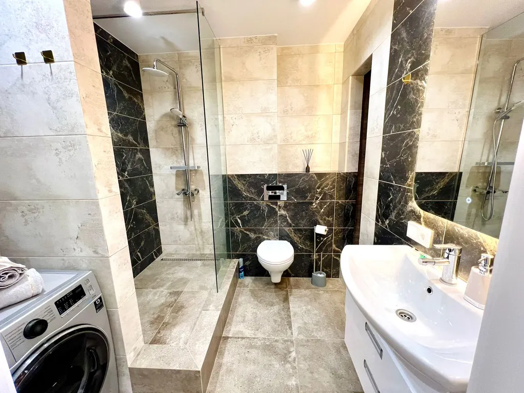 Золотая квартира