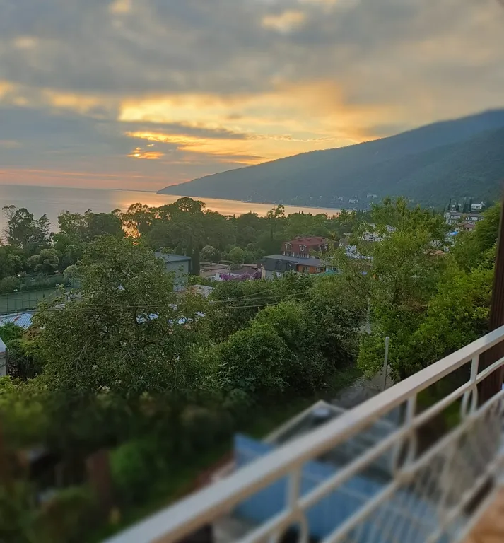 Этаж под ключ с видом на море и горы