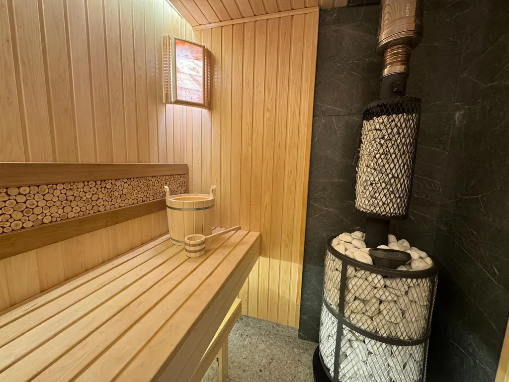 Загородная вилла в лесу