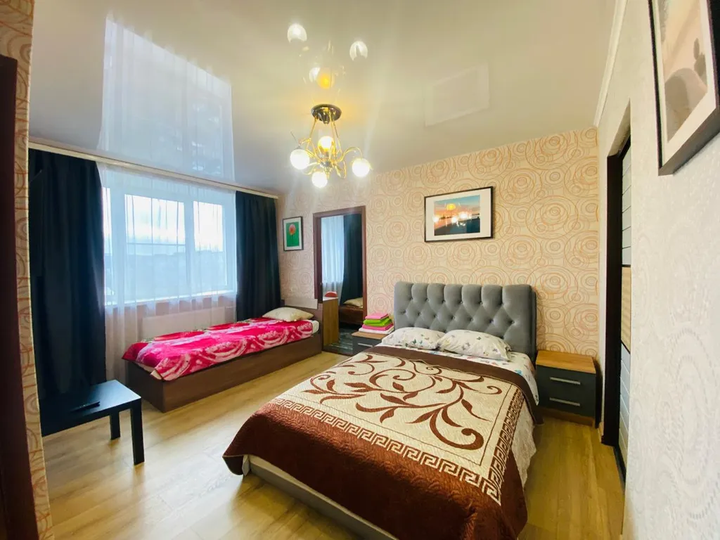 2-комнатная квартира у кинотеатра и трк плазма