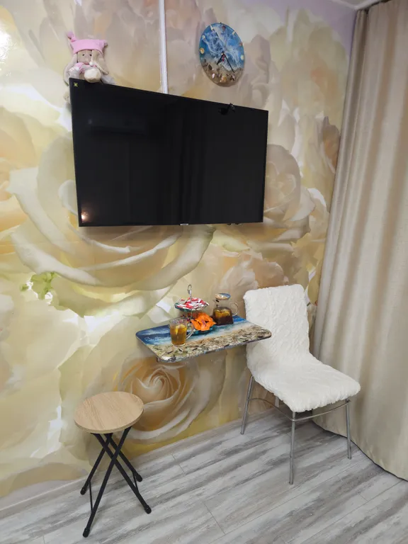 Студия почти в центре, рядом с Золотым мостом, Китайским консульством, фуникулером