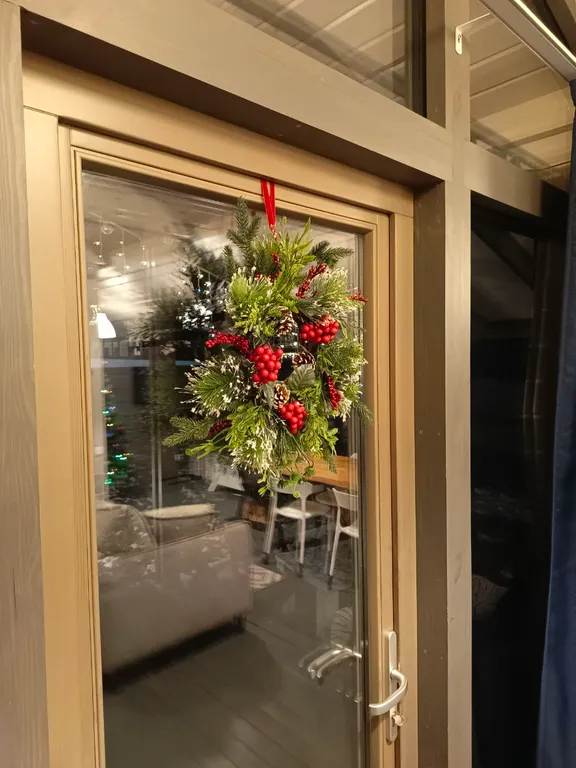 Просторный дом с баней и игровой зоной для детей