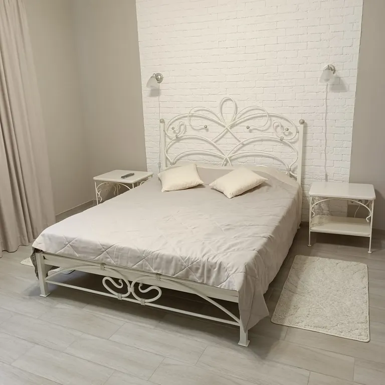 Уютная квартира в центре города — аренда посуточно в Ишим