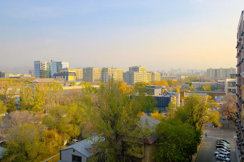 Уютная и чистая 2-комнатная квартира в центре с видом на горы