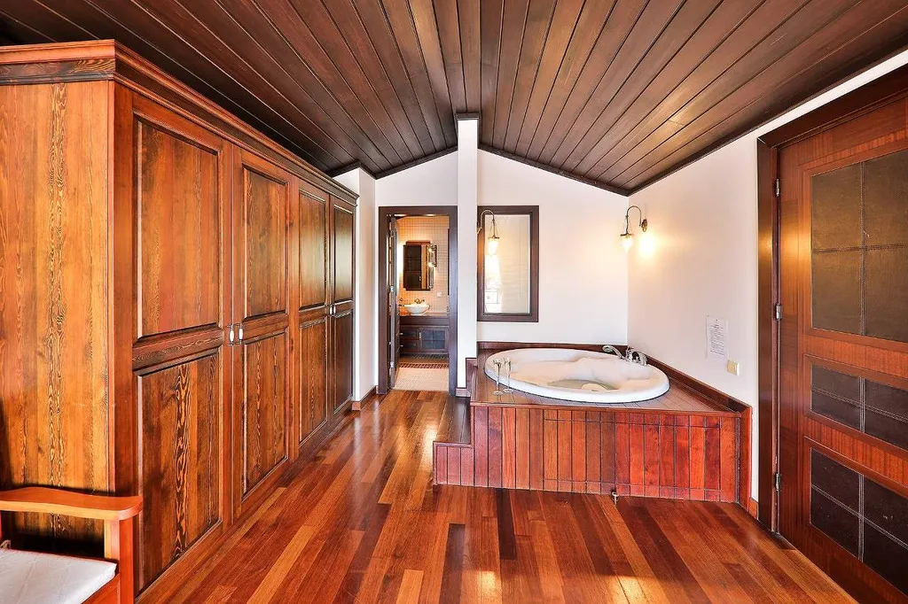 Вилла с видом на море