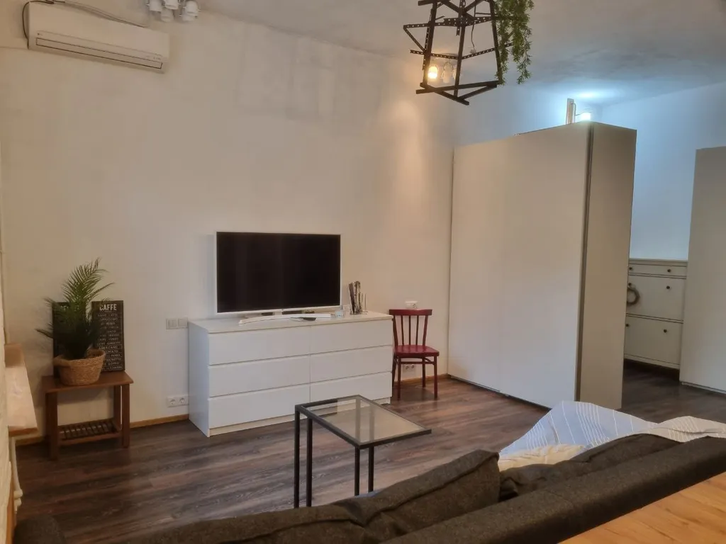 Студия в стиле лофт в рядом с вокзалом