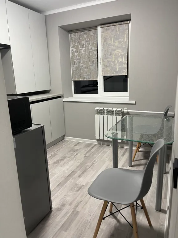 Квартира Новая однушка, район жд вокзала — аренда посуточно в Каменск-Шахтинский