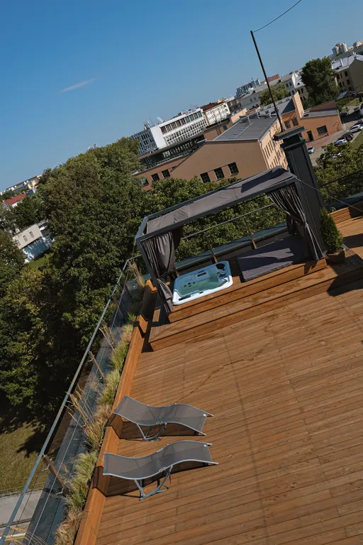 Двухэтажный пентхаус в самом центре