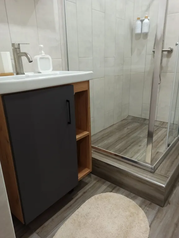 Стильная уютная квартира в 7 минутах от аэропорта