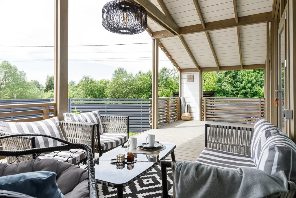 Коттедж Семейный дубльдом у пруда с баней и купелью в Новой Москве — Птичное