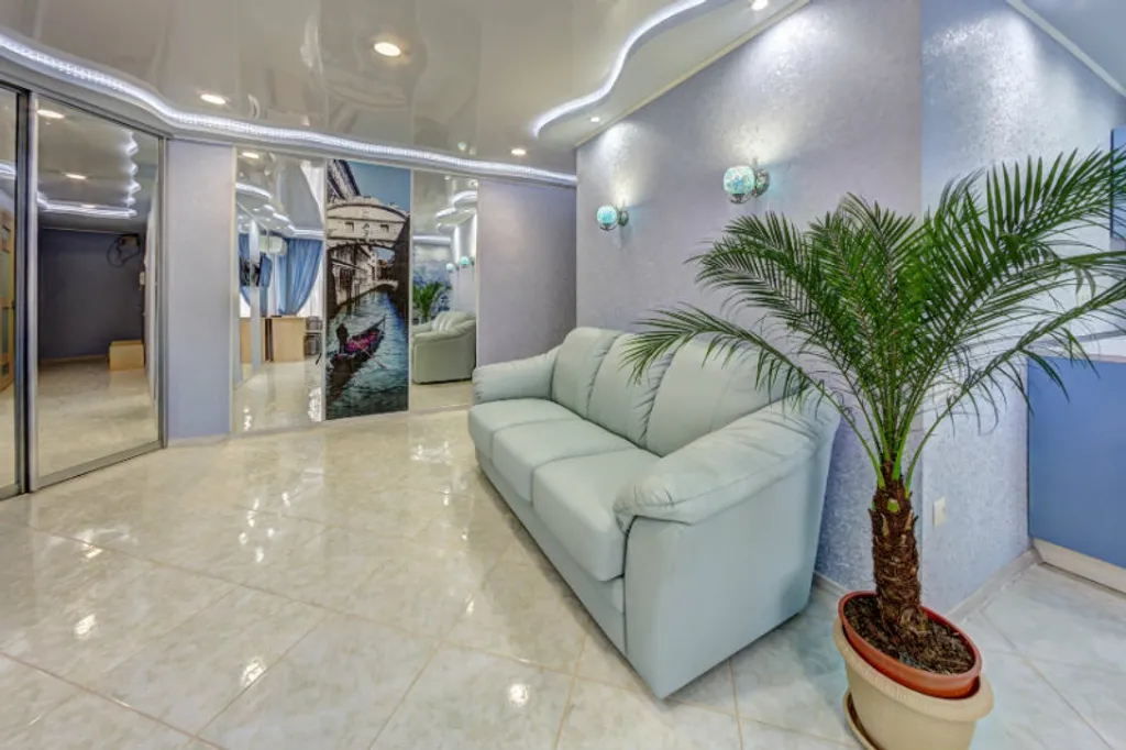 Евро двушка с джакузи в тихом центре