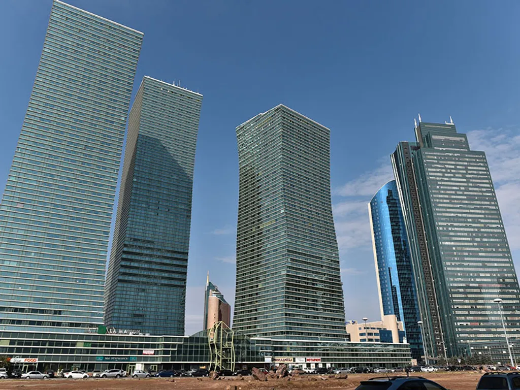 Уютная квартира для гостей столицы в самом центре левобережья