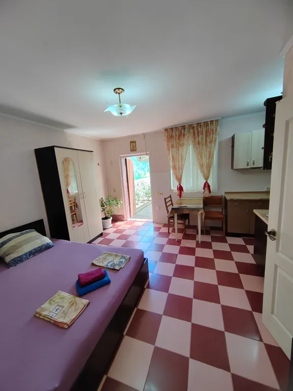 Уютный дом в черте поселка