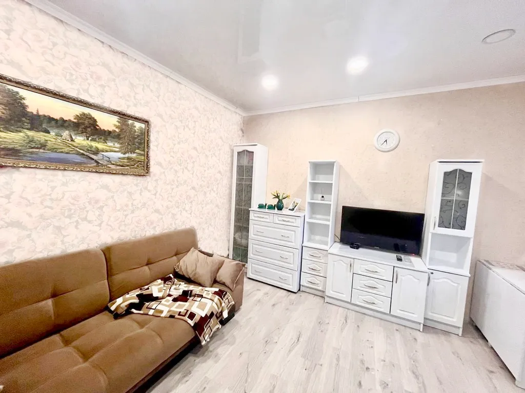 Уютная двухкомнатная квартира wi-fi — аренда посуточно в Барановичи