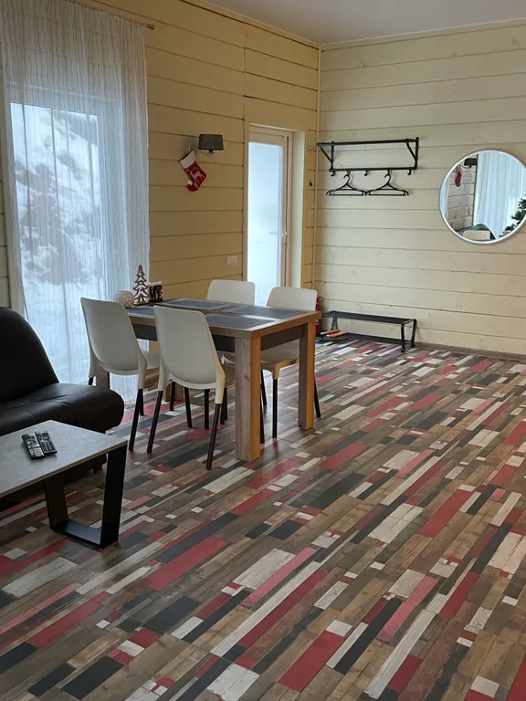 Twin house на берегу озера