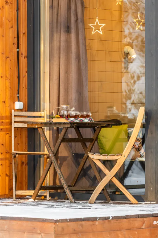 Дом с видом на озеро