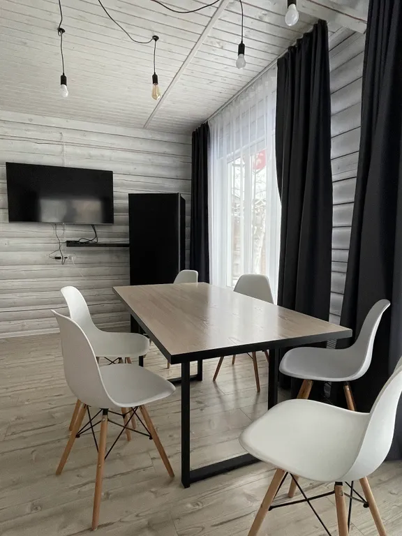 Уютный дом из бревна с 2мя отдельными спальнями