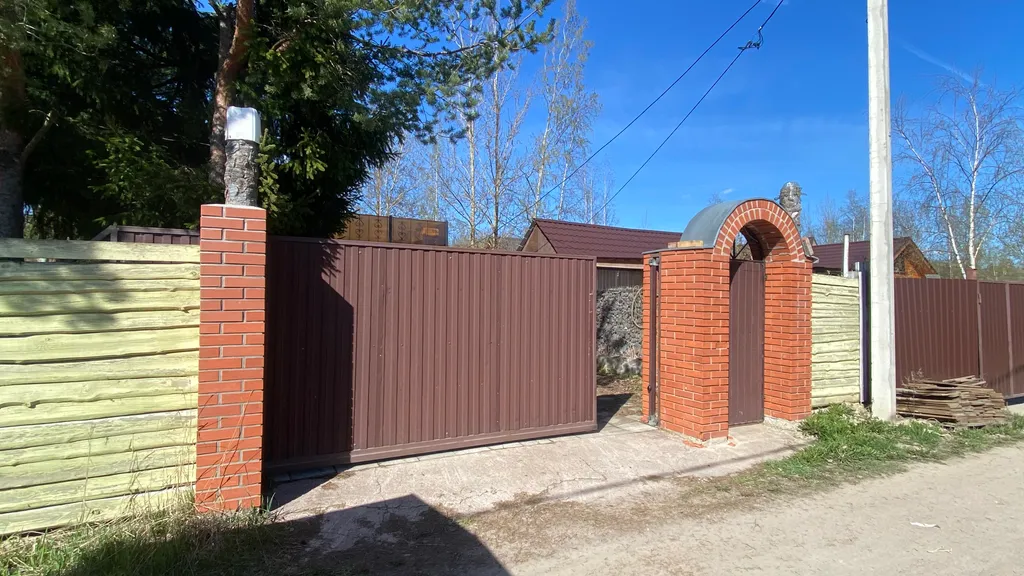 Коттедж Прекрасный дом на озере рядом с Екатерининским дворцом — Малое Карлино