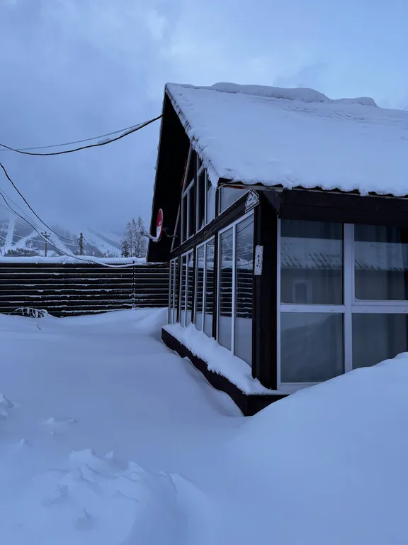 Домик №3 недалеко от подъёмника и других услуг курорта