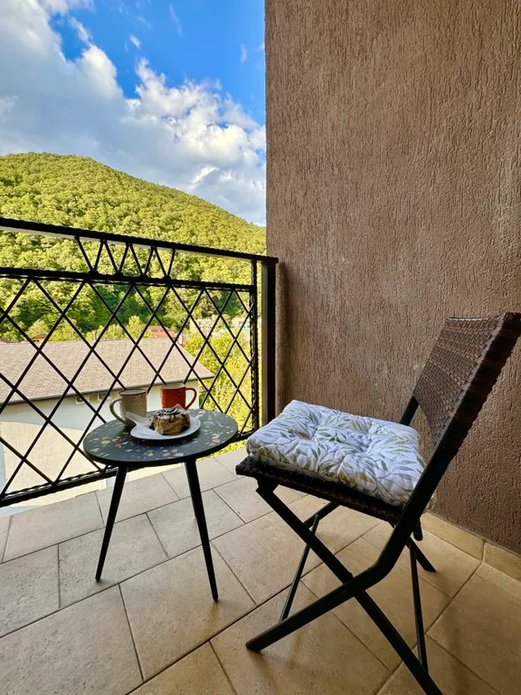 Уютная студия в самом центре Эстосадка