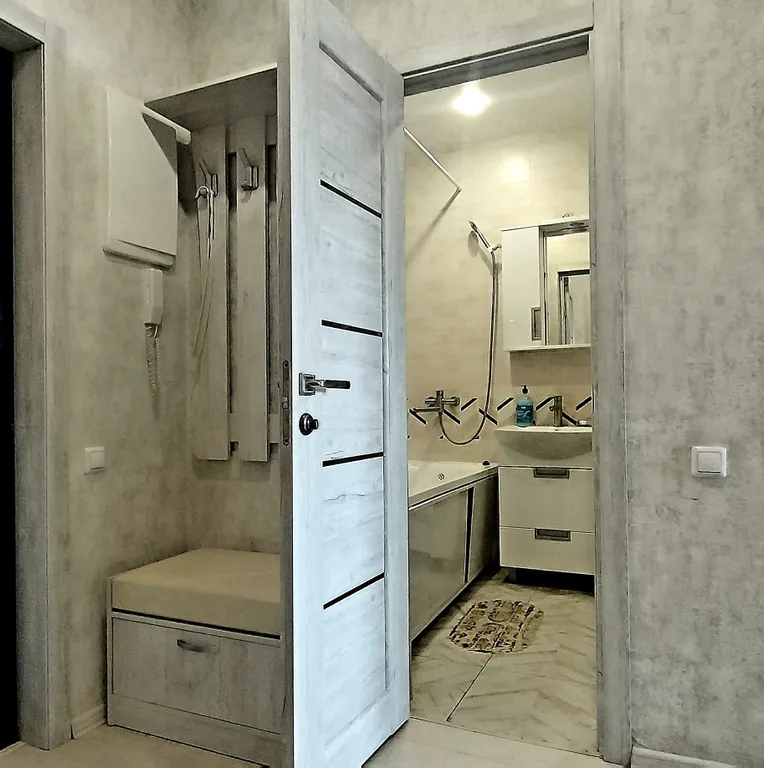 Уютная квартира с современным классическим ремонтом для встреч