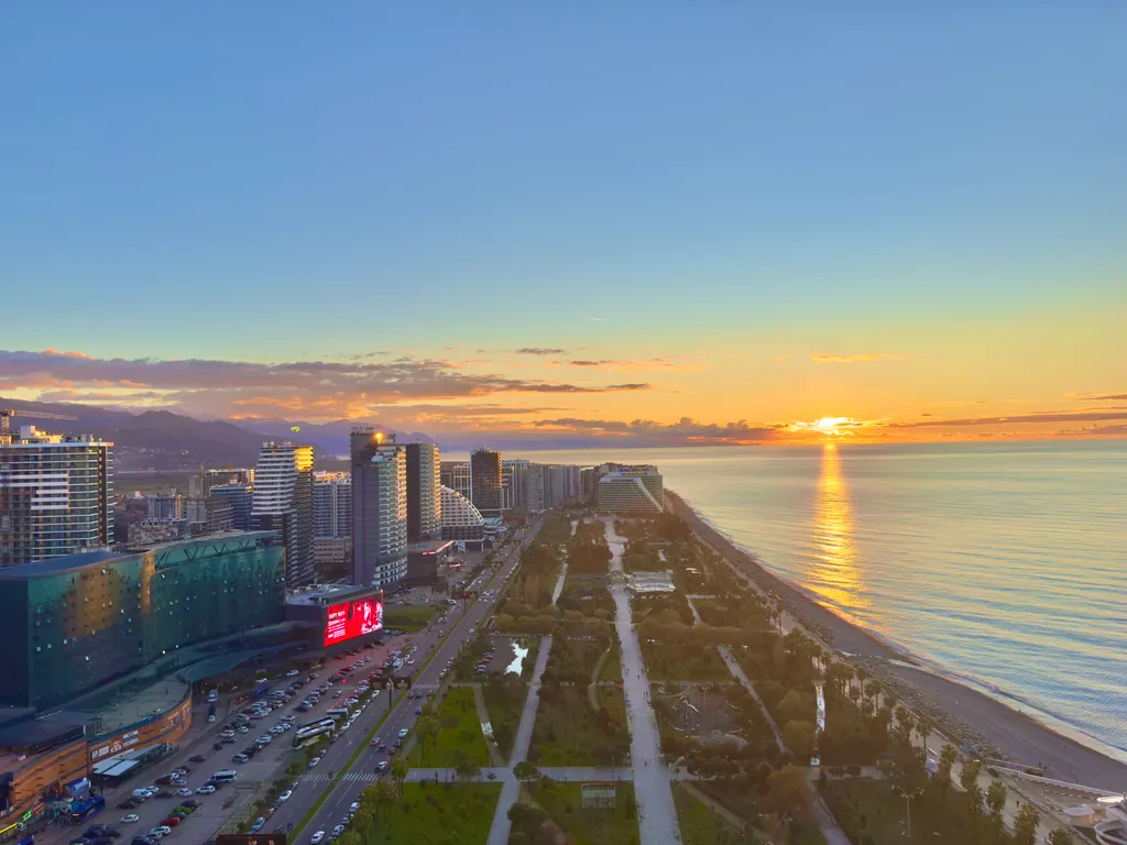 Студия с видом на море и горы