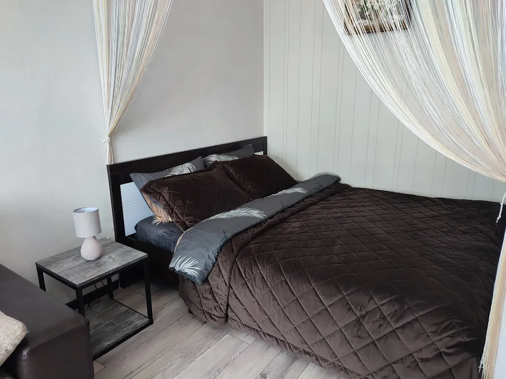 Новые апартаменты в центре, Амфитеатр, парки и старый город рядом.