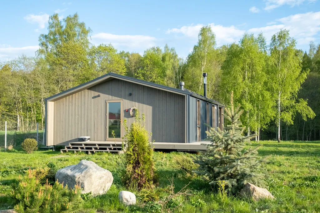 Лисий домик с камином