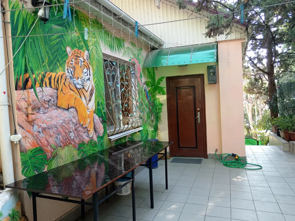 Коттедж Дом в Милютинском парке — аренда посуточно в Алупка