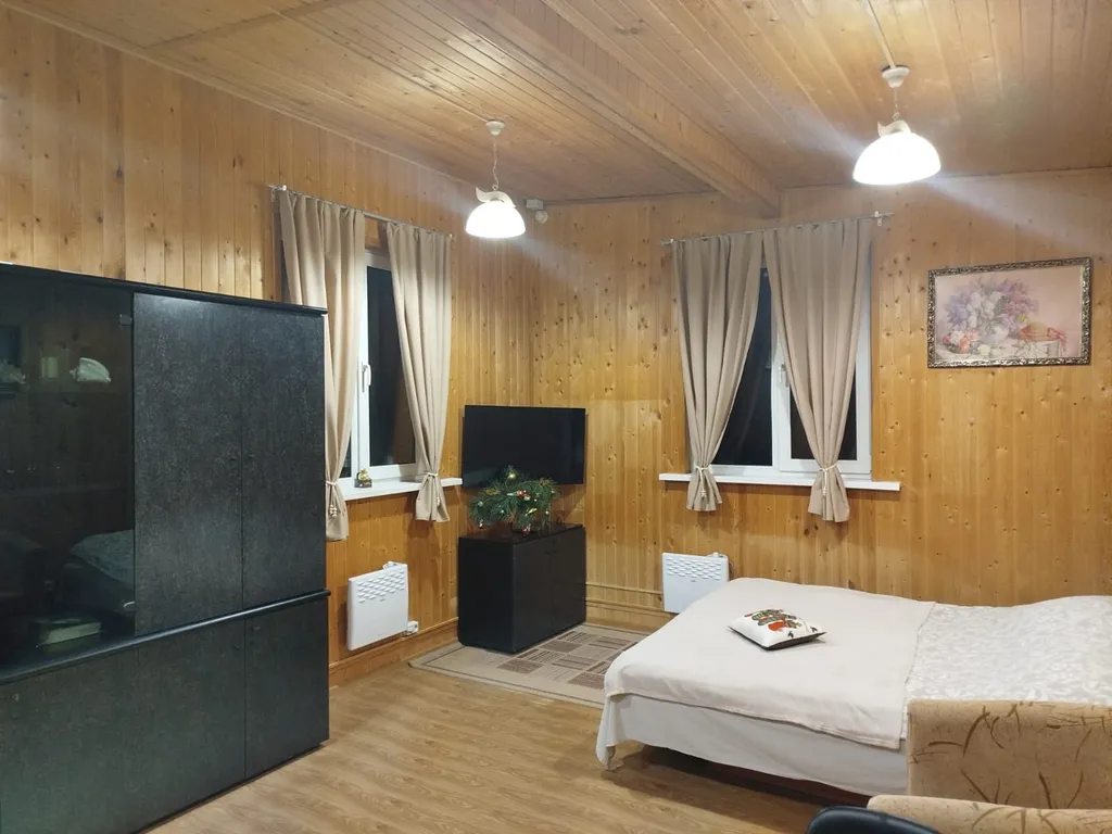 Коттедж Уютный домик в Дворцовом селе — аренда посуточно в Остров