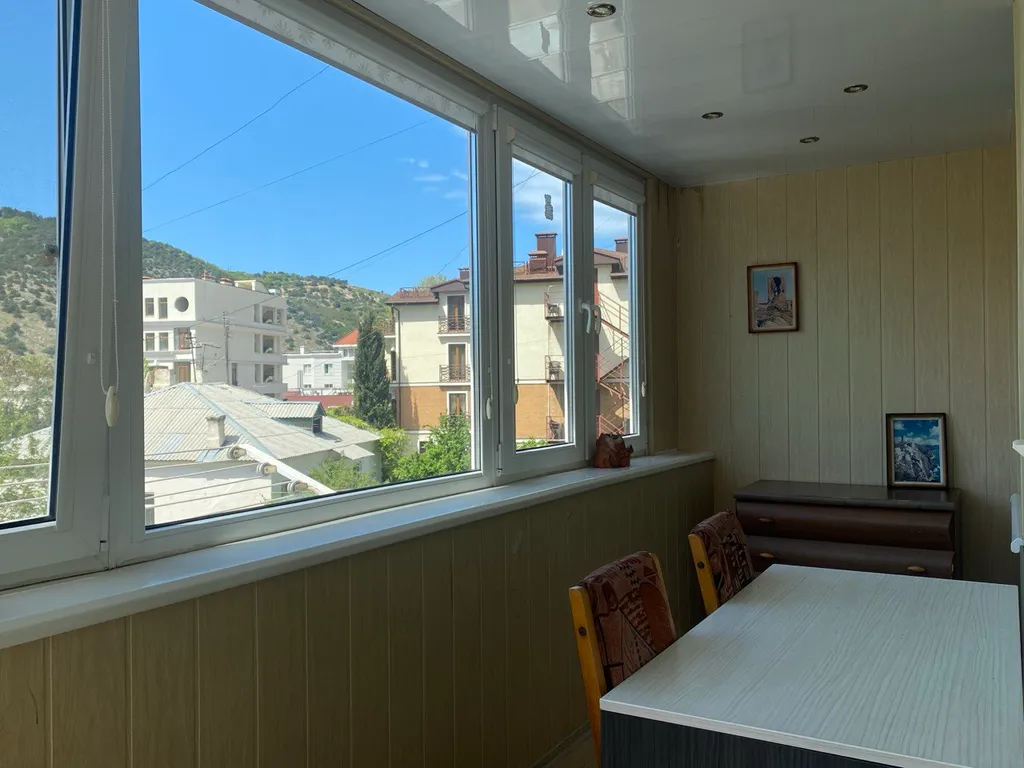 Уютная двухкомнатная квартира возле набережной Балаклавы