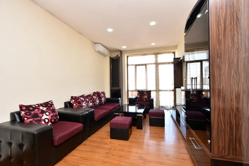 Квартира RentInnYerevan apartment on Arami street 74 — аренда посуточно в Ереван