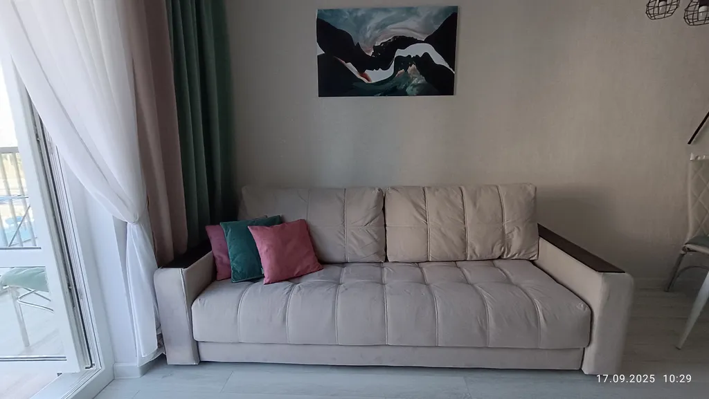 Уютная квартира на берегу озера, с собственным пляжем.