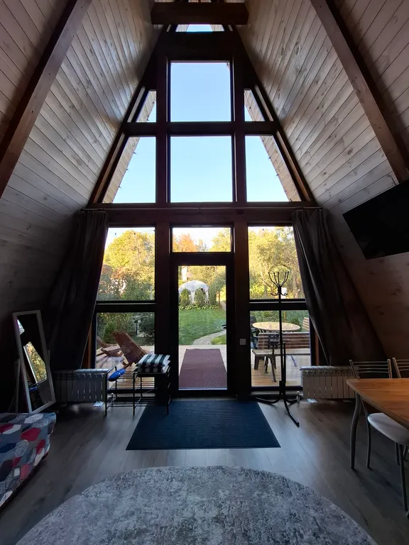 А-фрейм в центре города