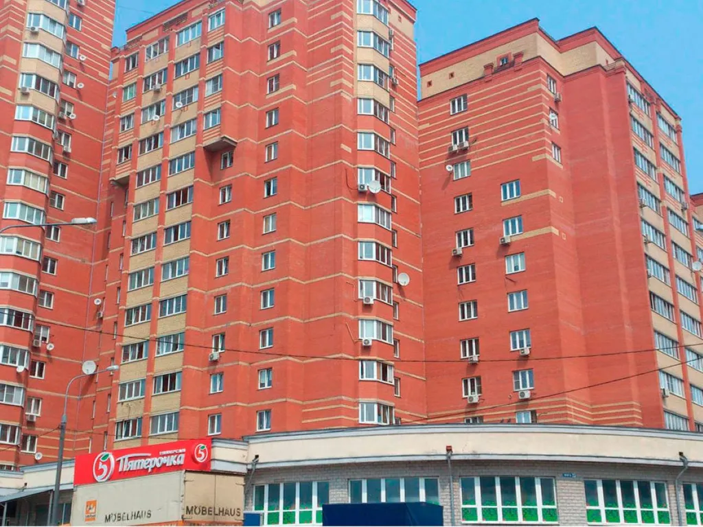 Большая двухкомнатная квартира около ТЦ Июнь