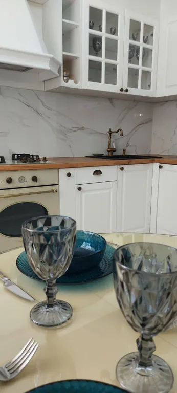 Шикарная квартира в центре города с дизайнерским ремонтом