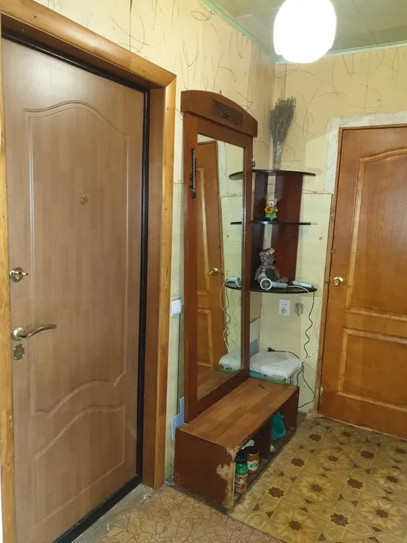 Квартира у метро заречная