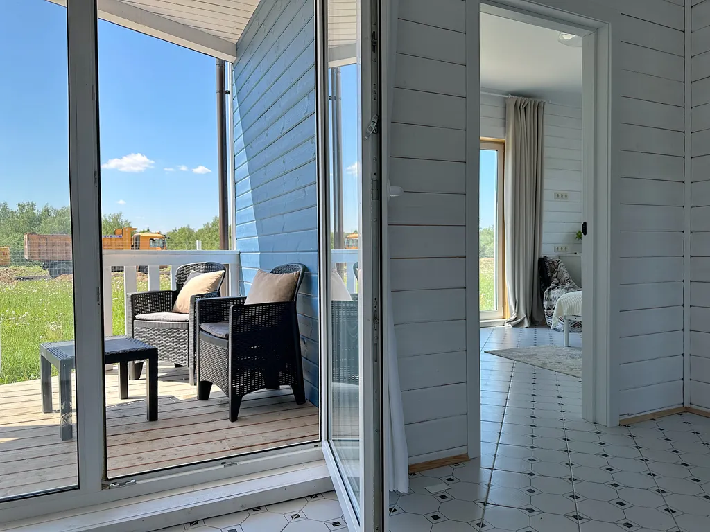 Коттедж с сауной с видом на лес