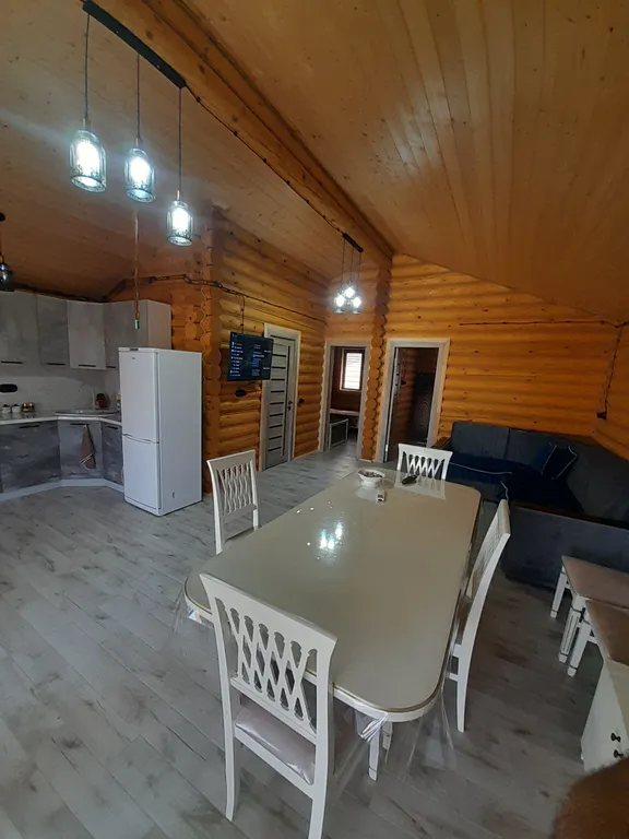 Уютные домики на берегу моря