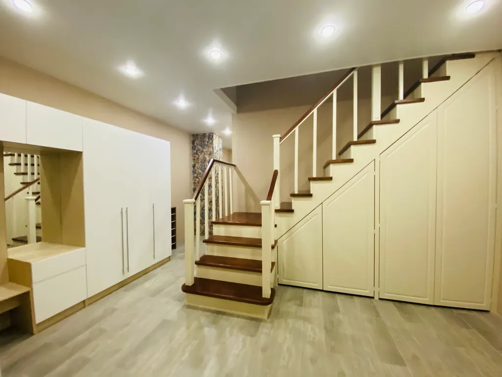 Просторная двухуровневая квартира — аренда посуточно в Тверь