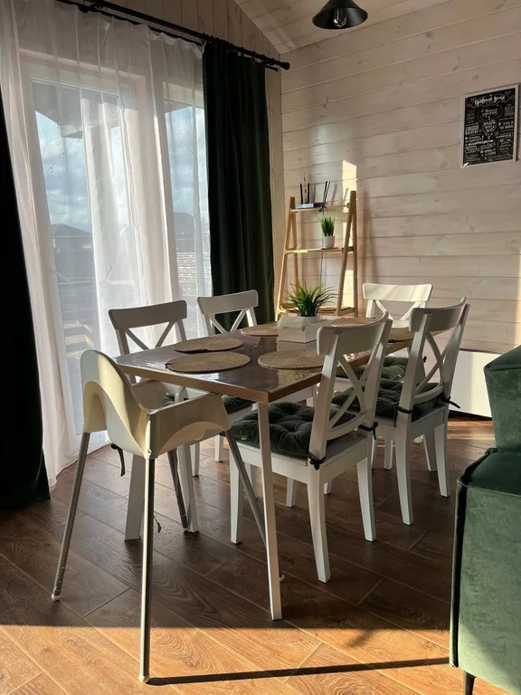 Коттедж Загородный дом у воды — Лопотово