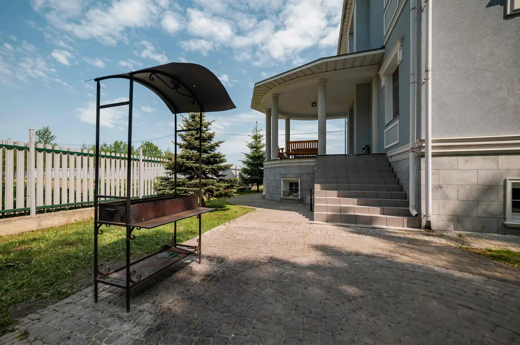 10-комнатный Дом