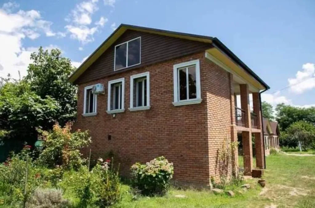 Просторный дом у моря