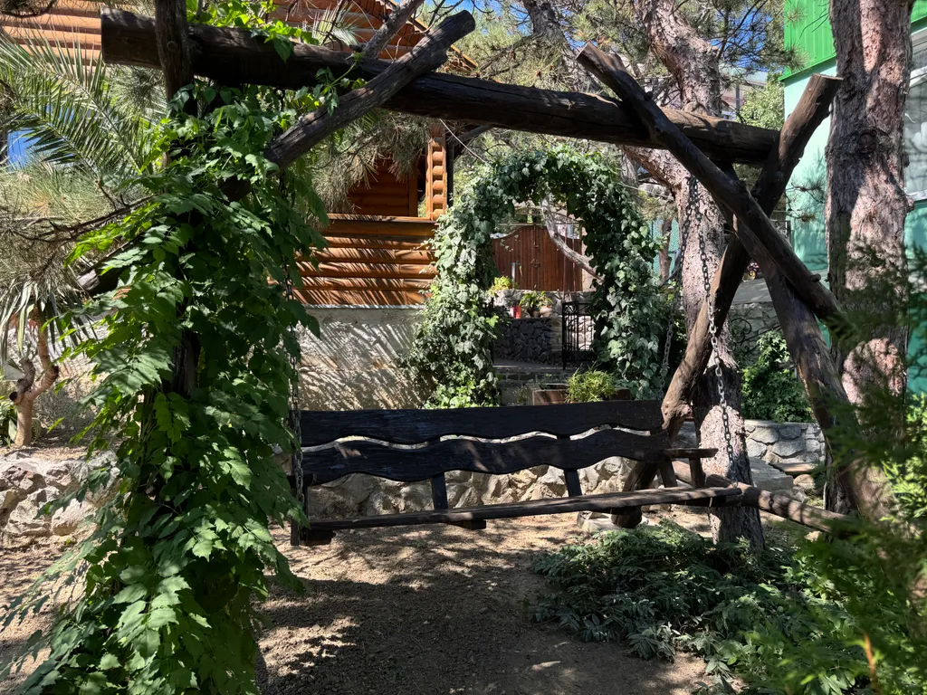 Уютный деревянный дом