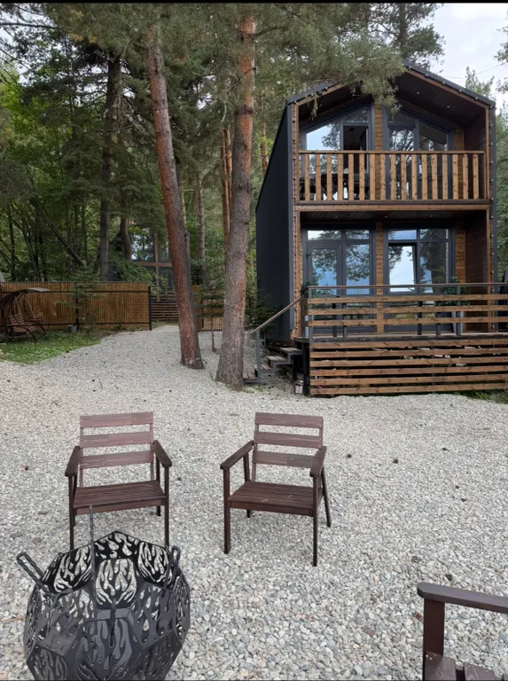 Коттедж на 6-7 человек с частной территорией и джакузи Aspen Bloom