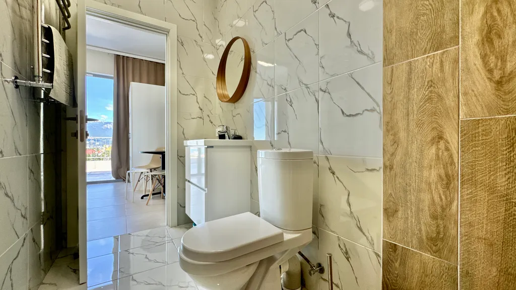 Часть дома с бассейном недалеко от моря Отрадное Ялта